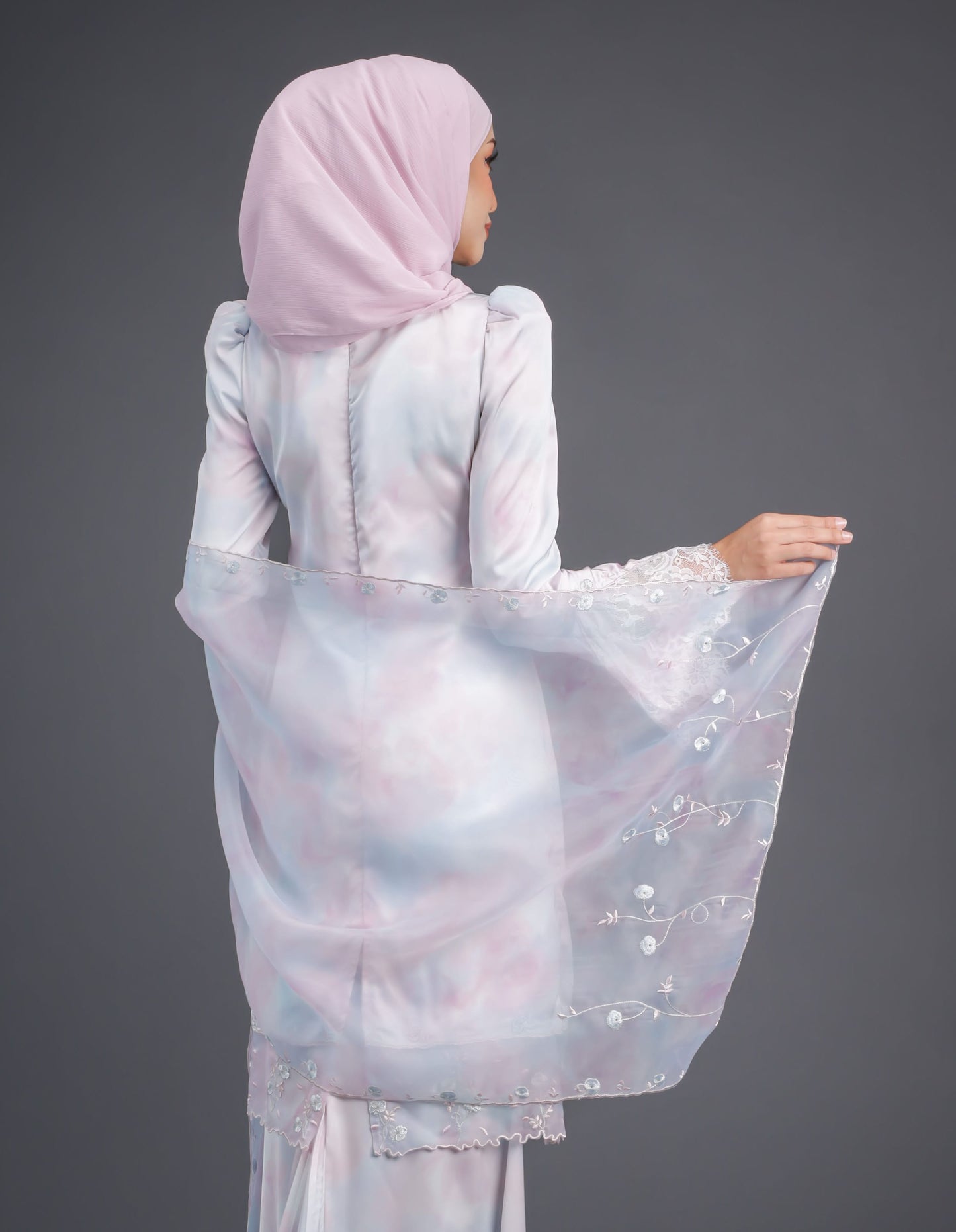 FALISHA VEIL (BLUE PINK)