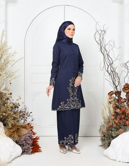 HAERA KEBAYA (NAVY BLUE)