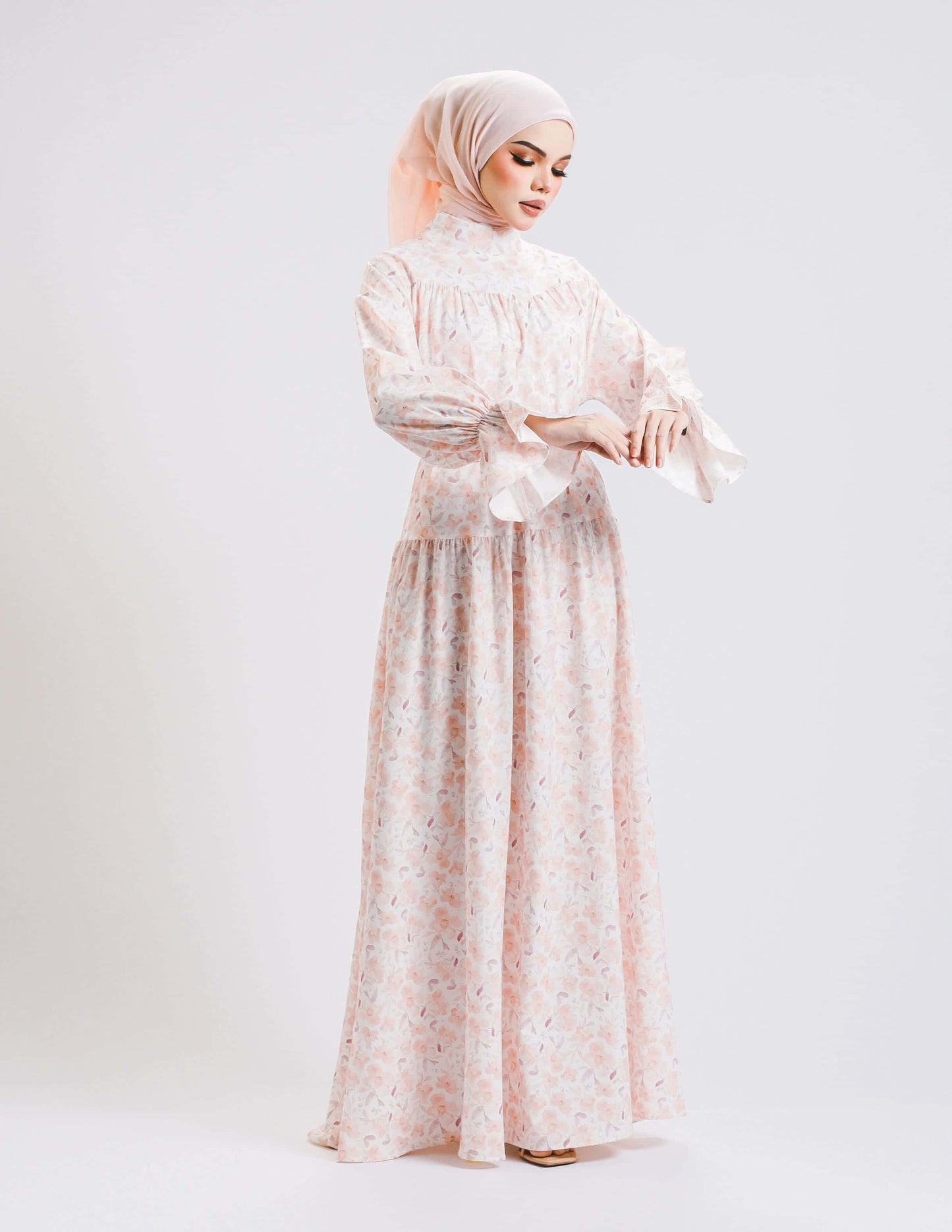 HAURA DRESS (PEACH)