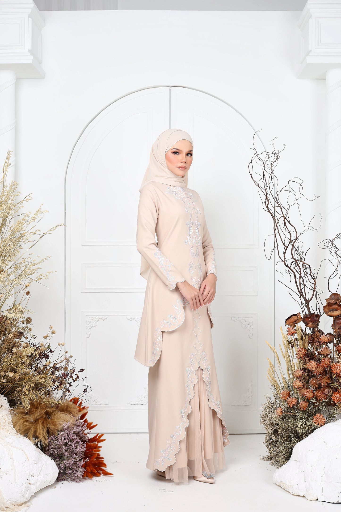 HAYLA KEBAYA (CHAMPAGNE)