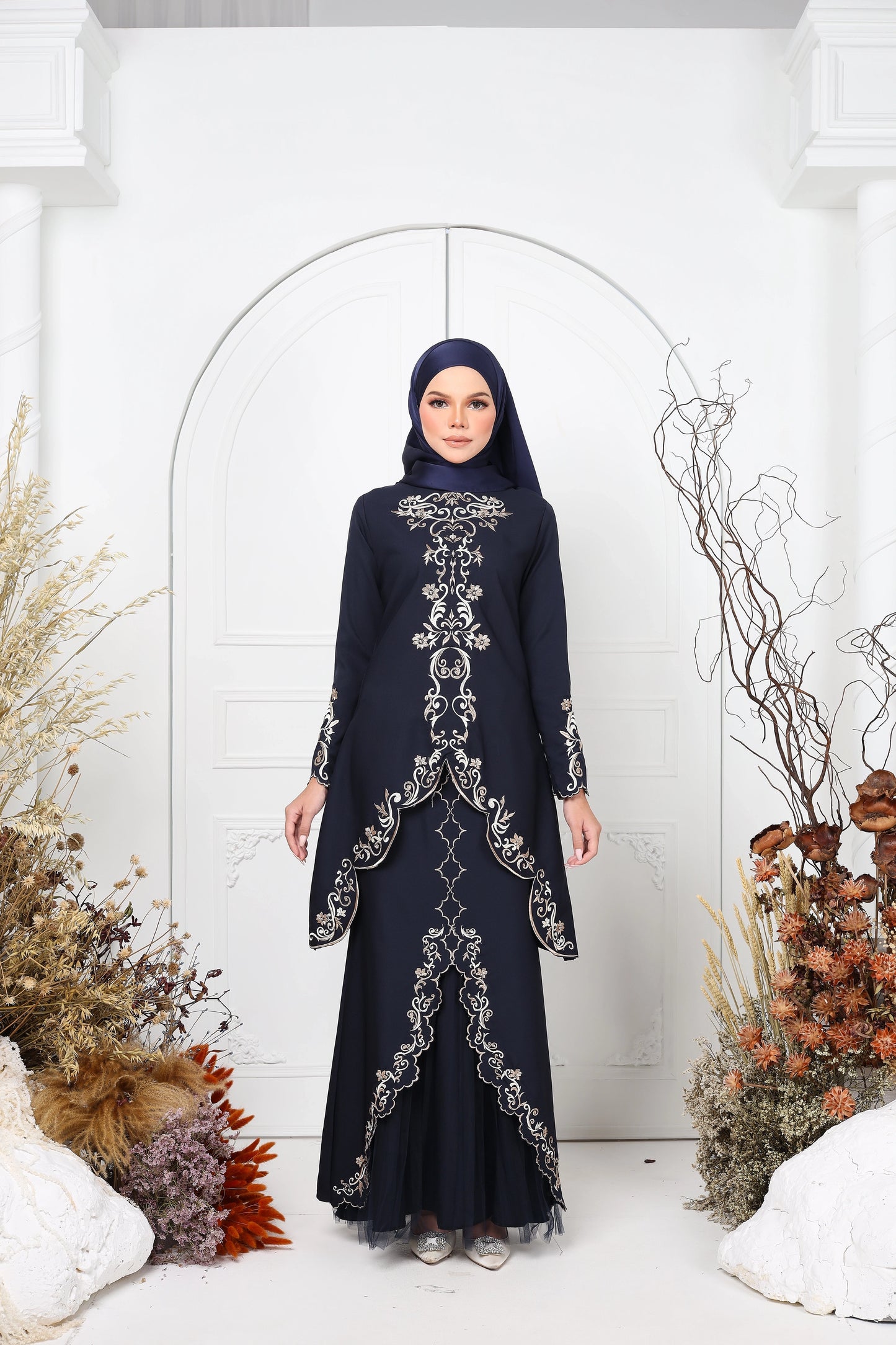 HAYLA KEBAYA (NAVY BLUE)