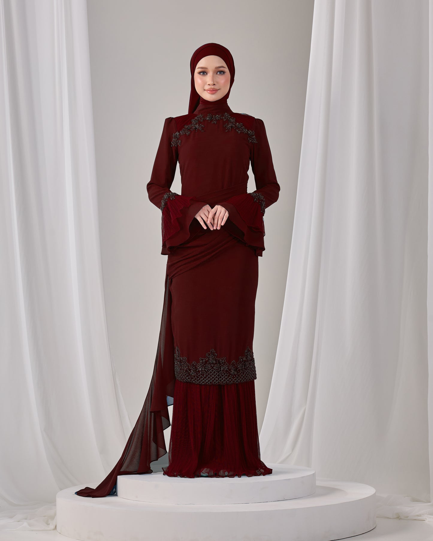 HAYLIE KURUNG (BURGUNDY)