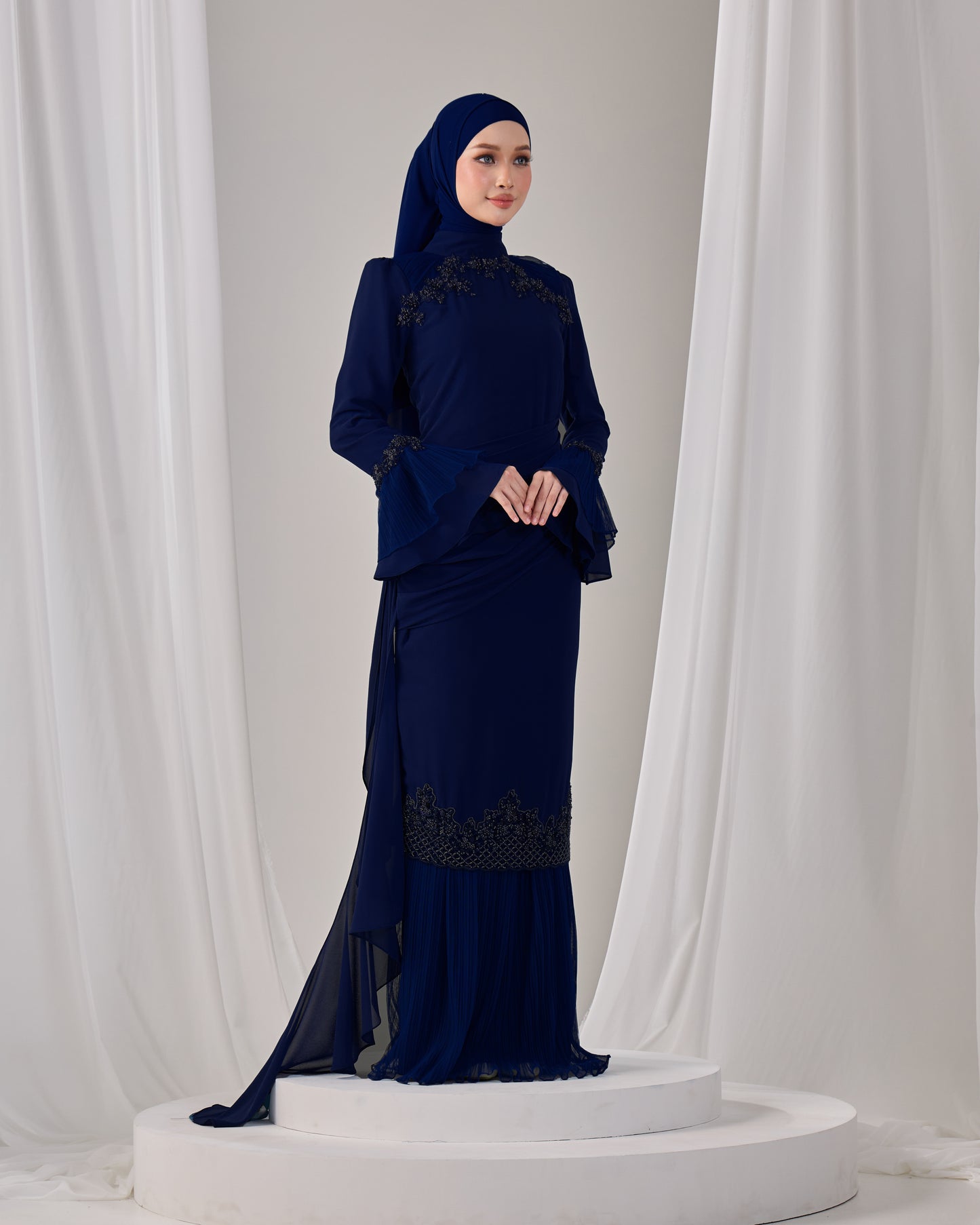 HAYLIE KURUNG (NAVY BLUE)