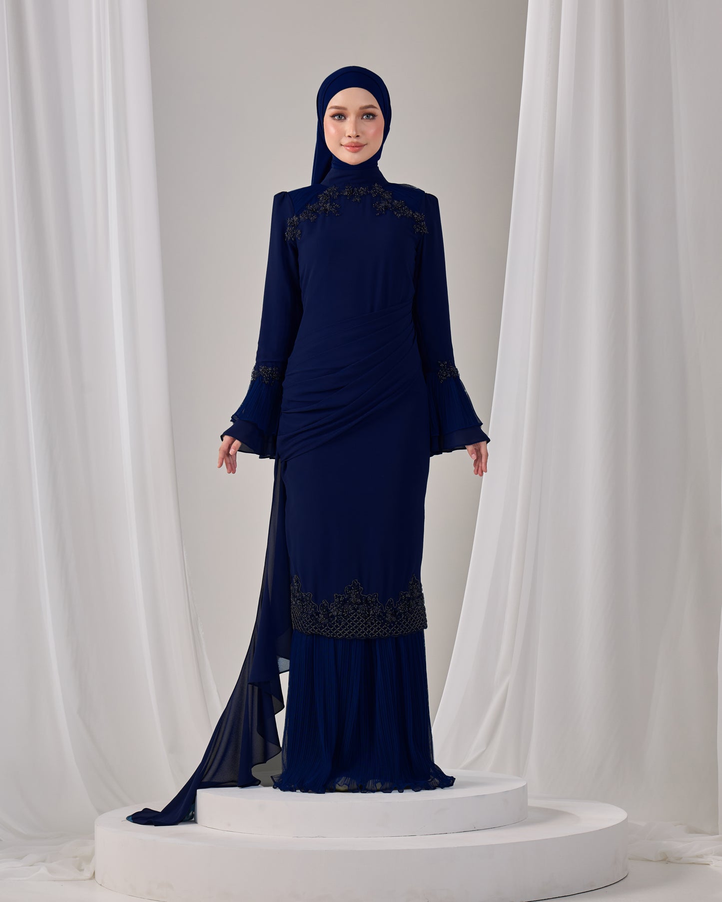 HAYLIE KURUNG (NAVY BLUE)