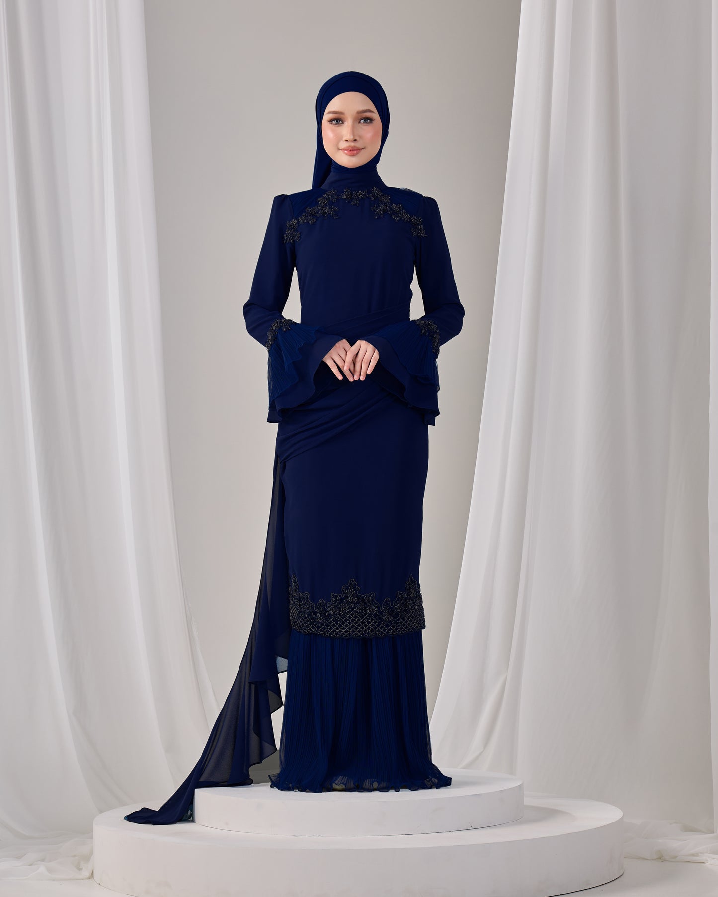 HAYLIE KURUNG (NAVY BLUE)
