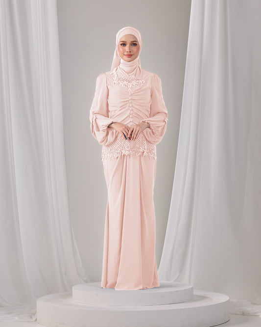 IZZEL KURUNG (PEACH)