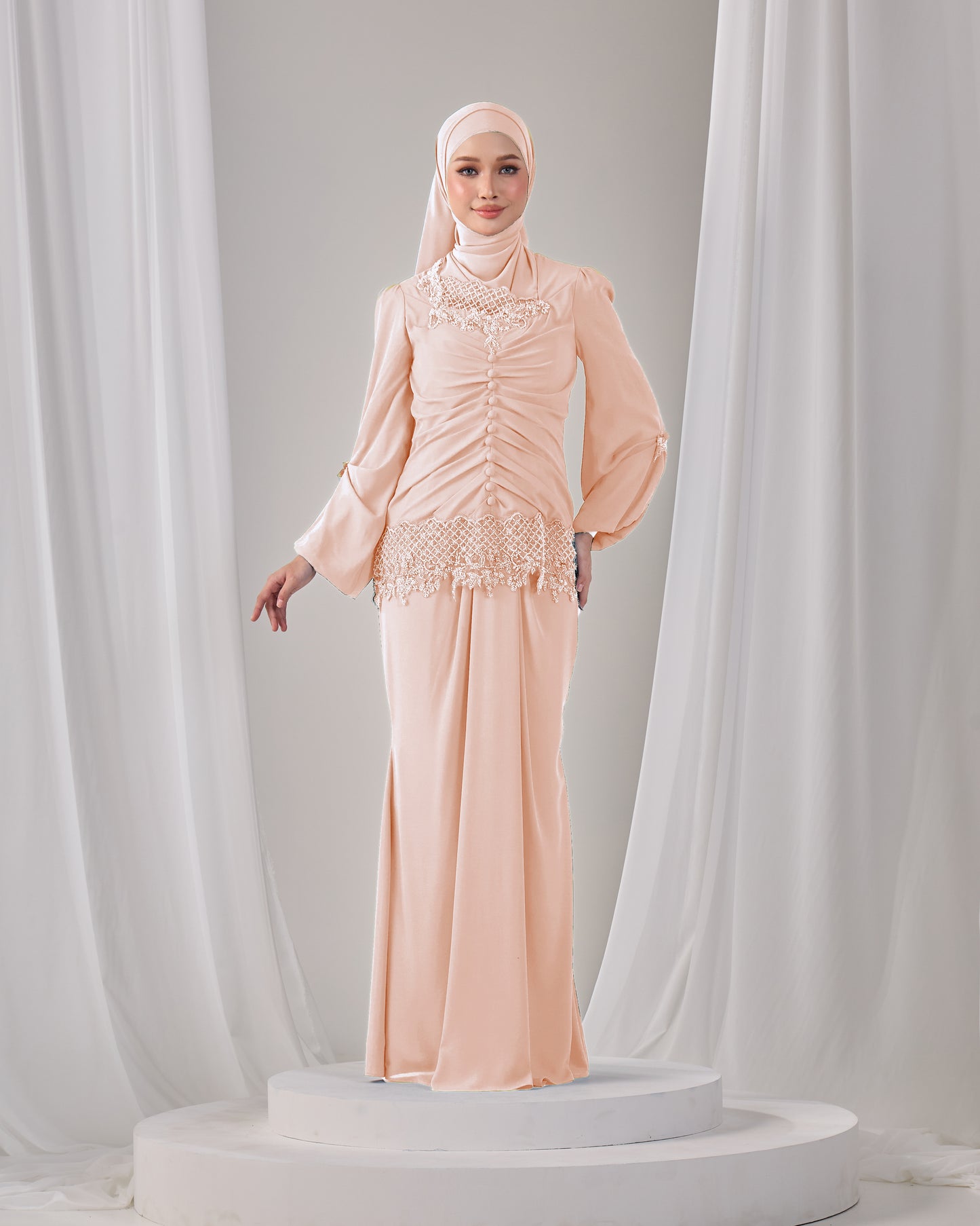 IZZEL KURUNG (PEACH)