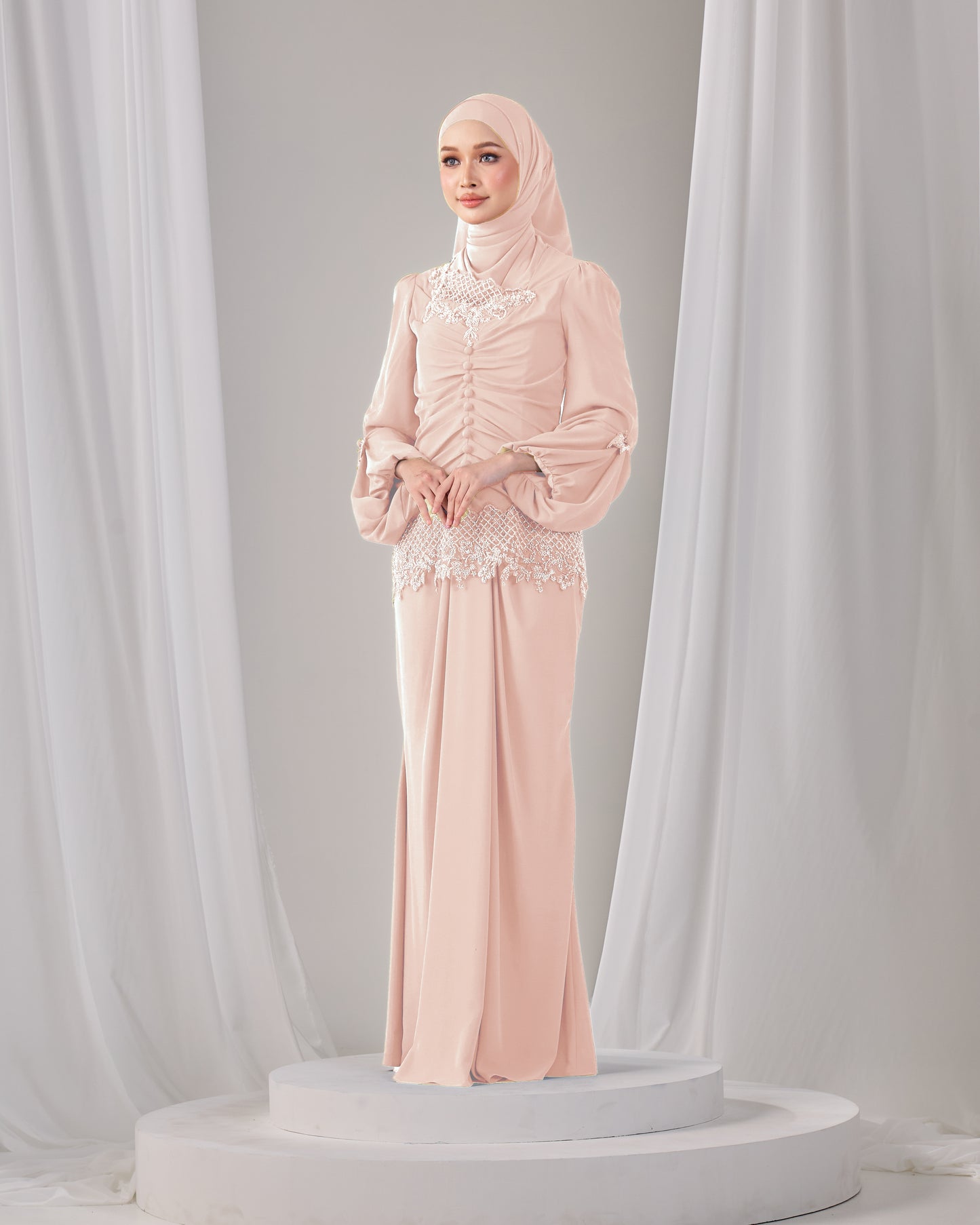 IZZEL KURUNG (PEACH)
