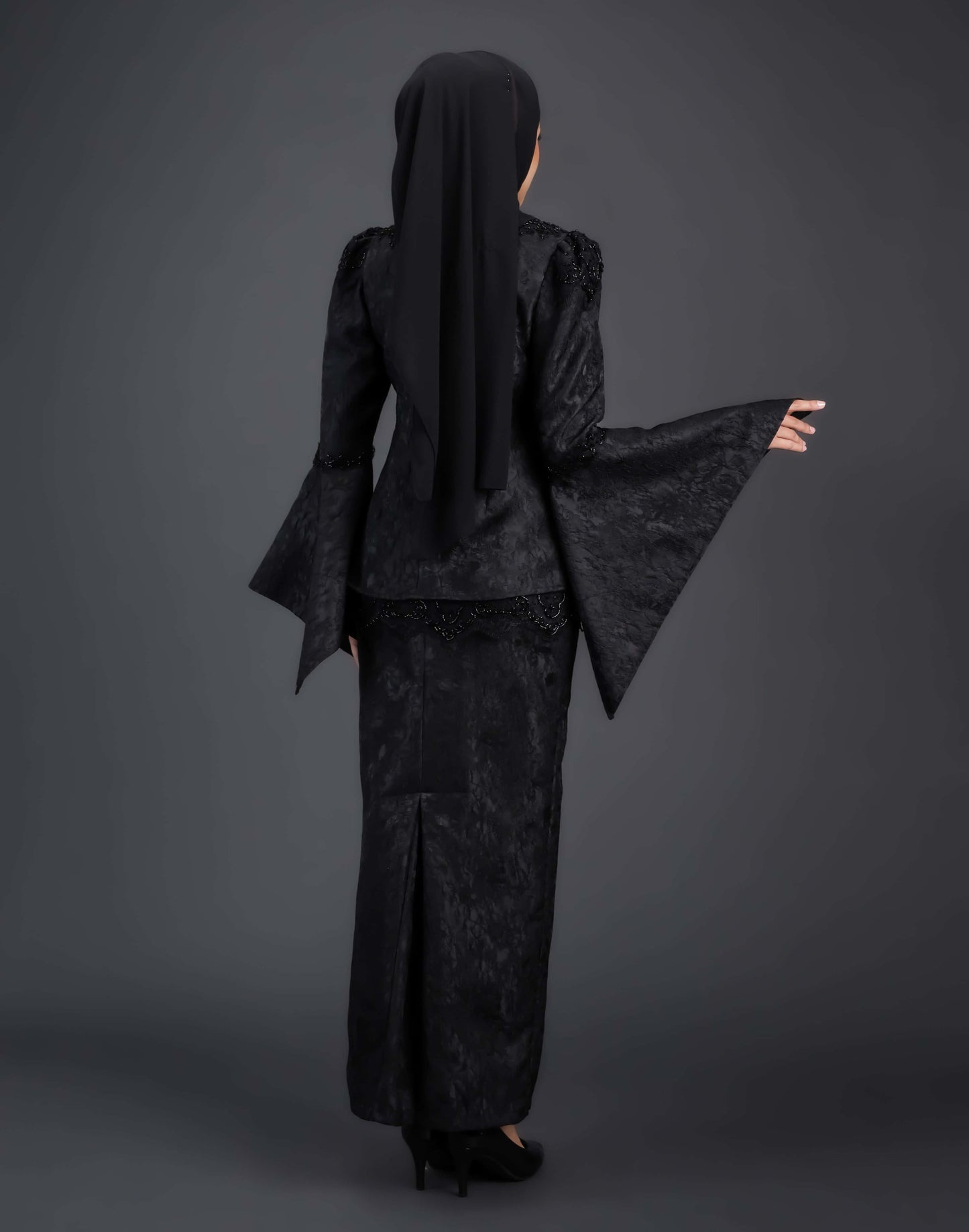 JASMINE KURUNG (BLACK)