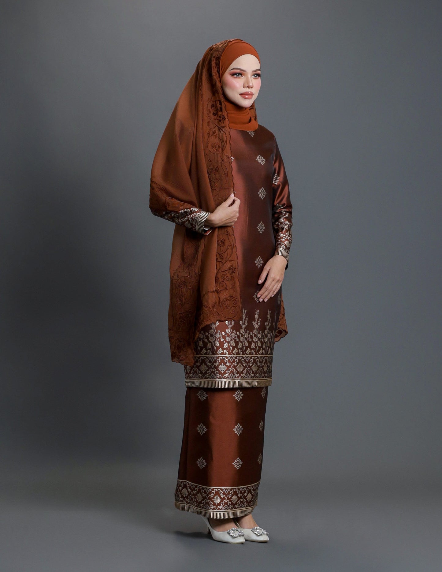 JUWITA KURUNG (BROWN)