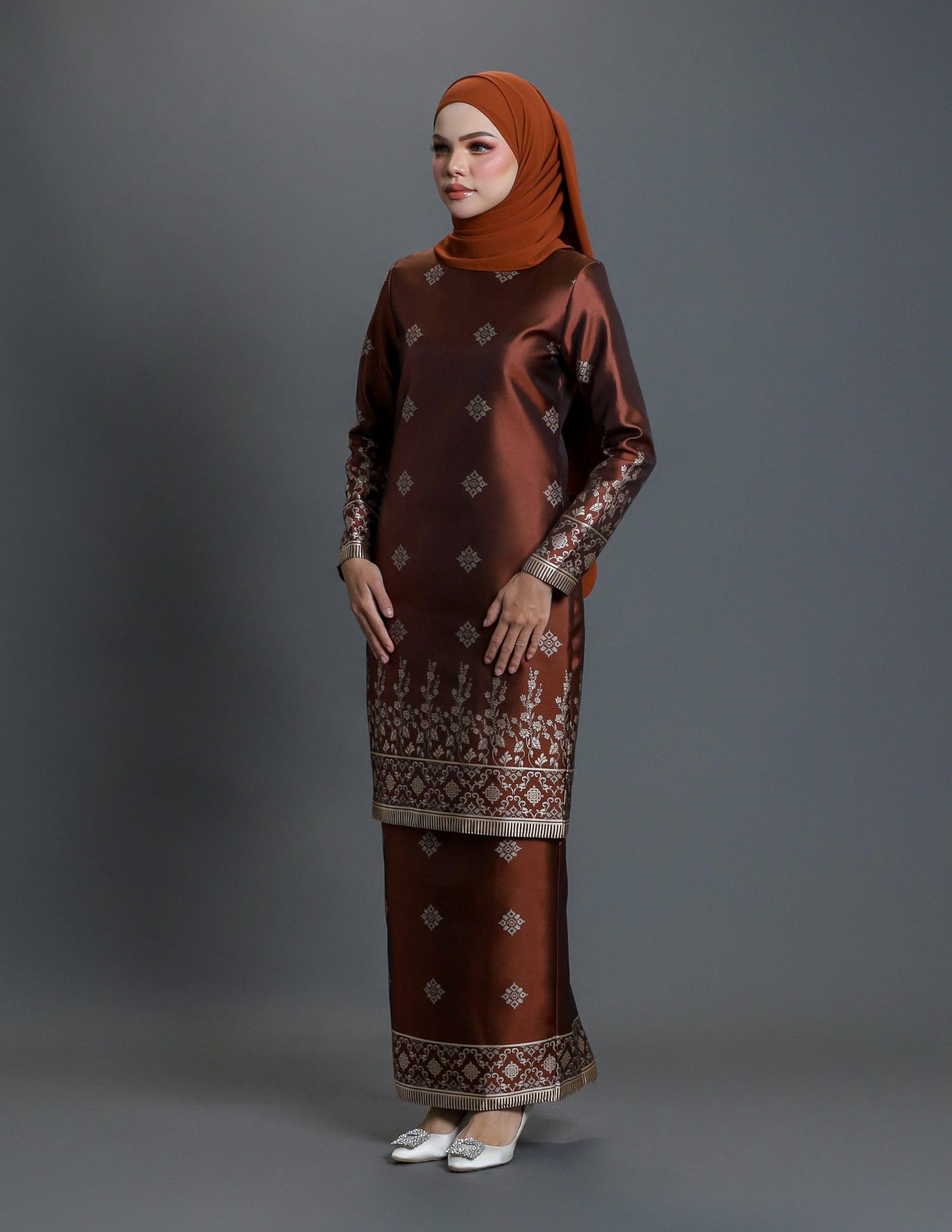 JUWITA KURUNG (BROWN)