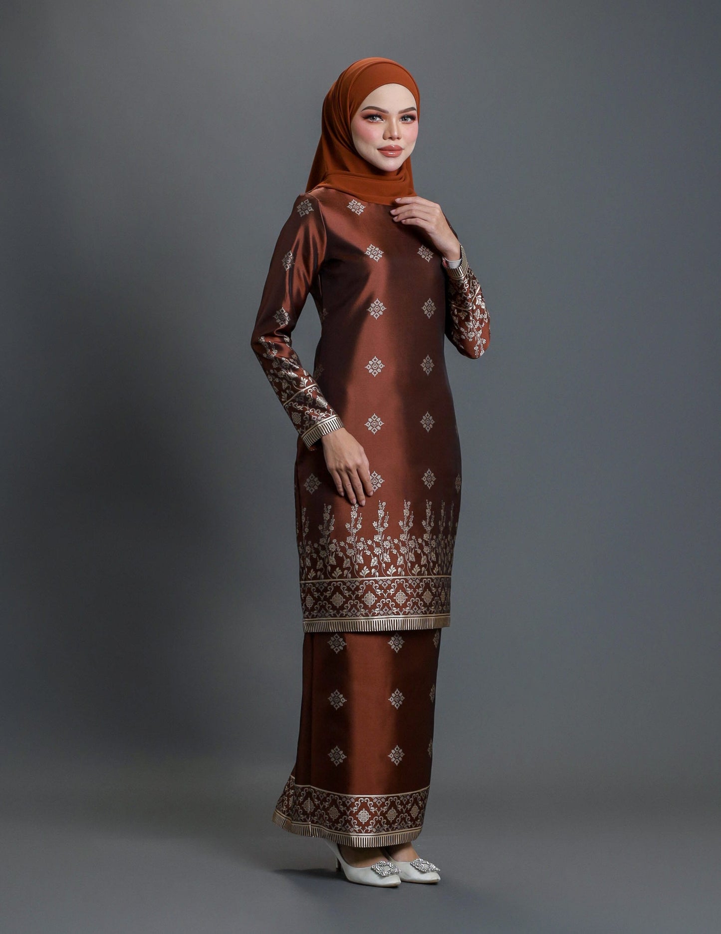 JUWITA KURUNG (BROWN)