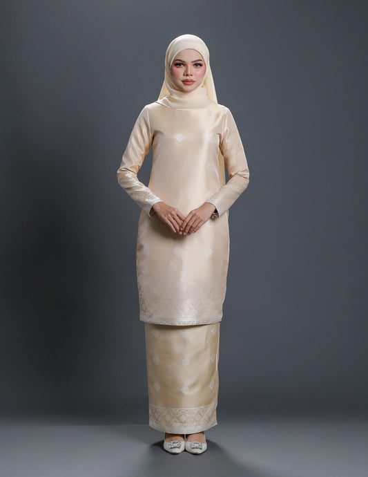 JUWITA KURUNG (CHAMPAGNE)