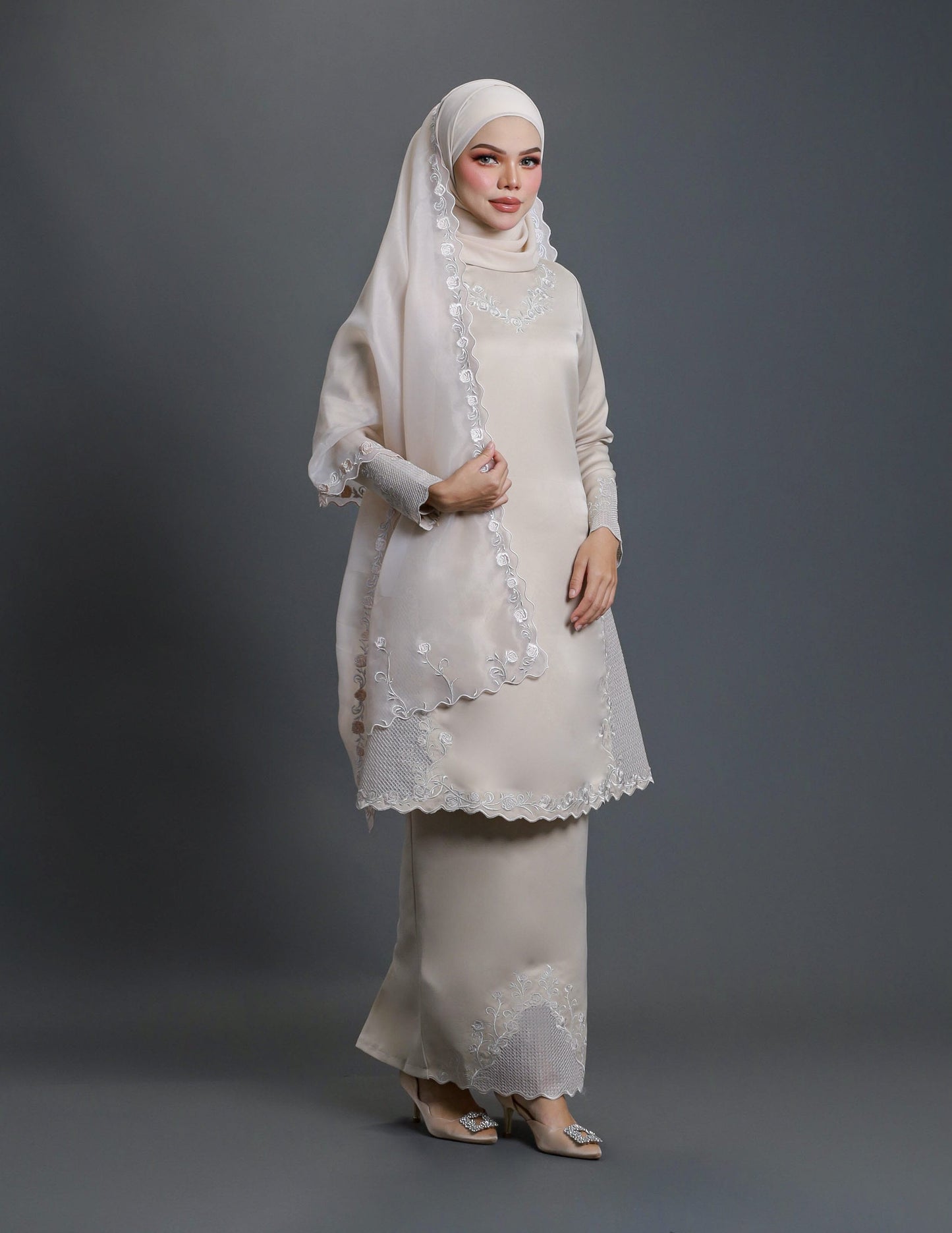 LAILA KURUNG (CHAMPAGNE)