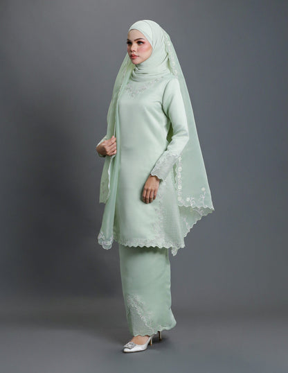 LAILA KURUNG (GREEN TEA)