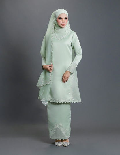 LAILA KURUNG (GREEN TEA)