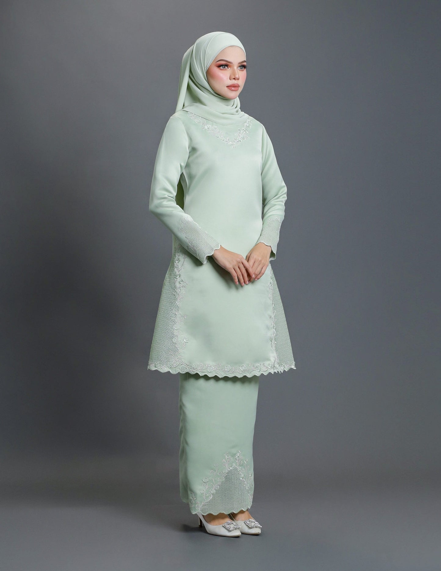 LAILA KURUNG (GREEN TEA)