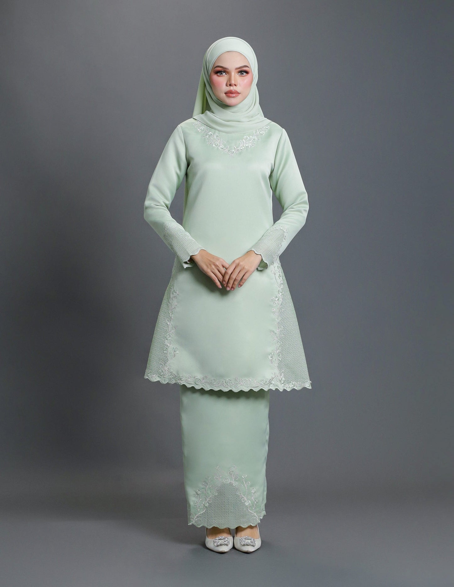 LAILA KURUNG (GREEN TEA)