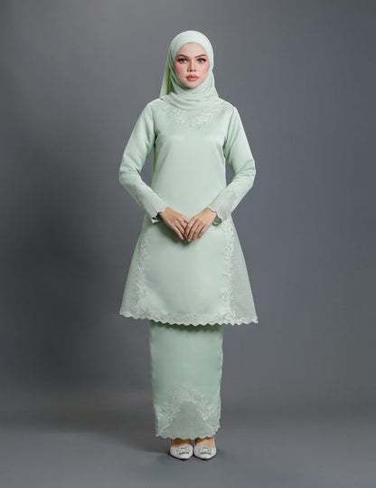 LAILA KURUNG (GREEN TEA)