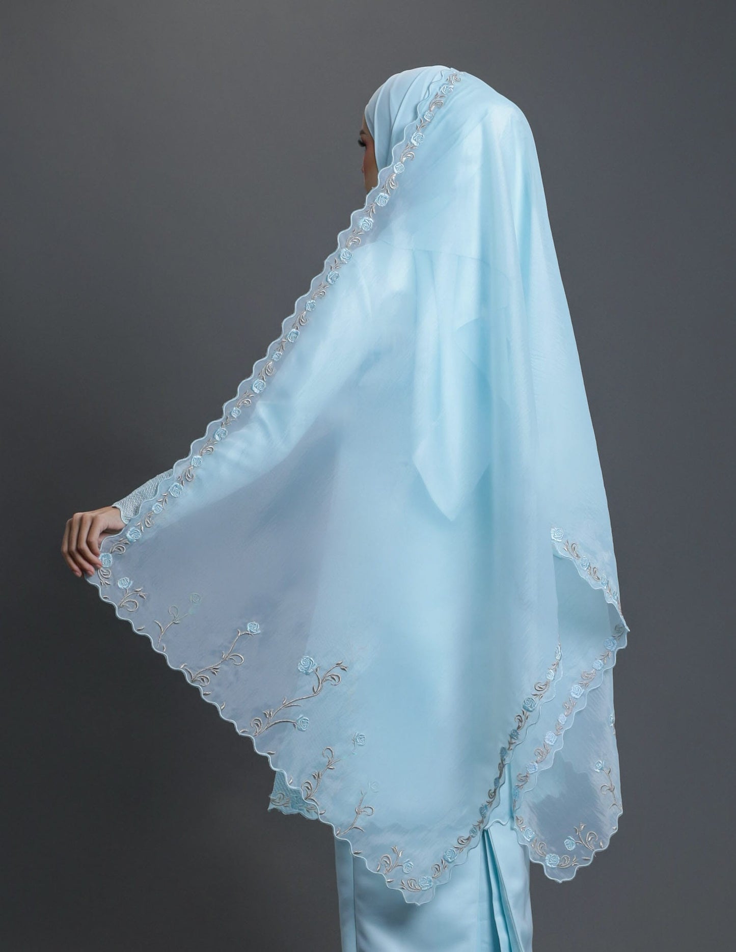 LAILA VEIL (AQUA BLUE)