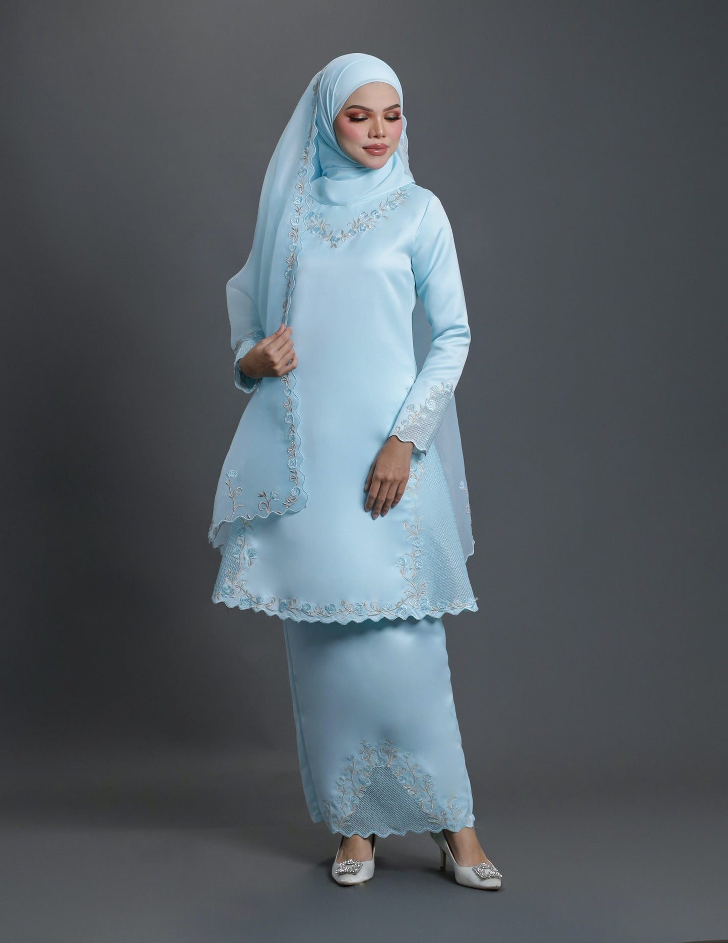 LAILA VEIL (AQUA BLUE)