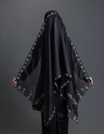 LAILA VEIL (BLACK)