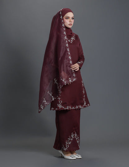 LAILA VEIL (BURGUNDY)