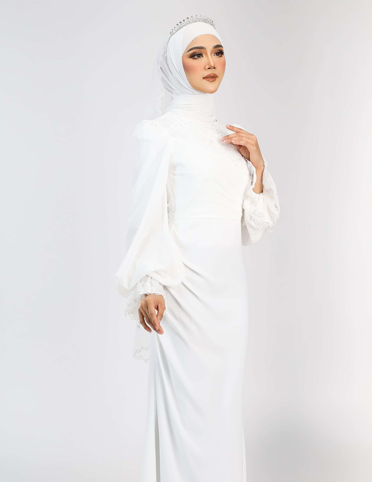 LENORA VEIL (OFF WHITE)