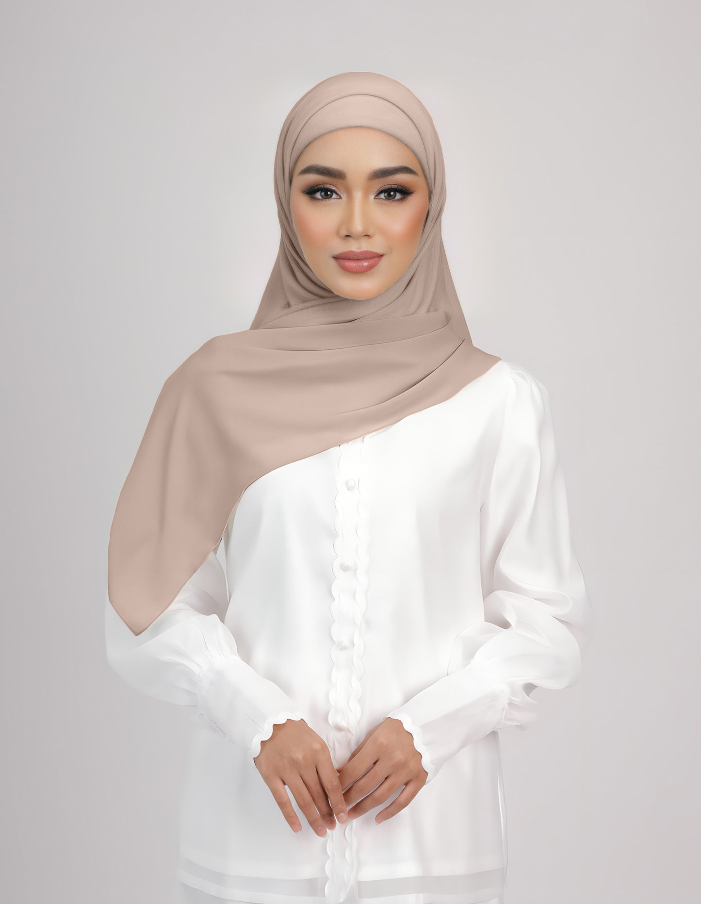 MARIA BAWAL TIEBACK (LIGHT ALMOND)