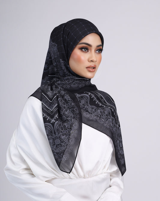 MARTINA BAWAL (BLACK)