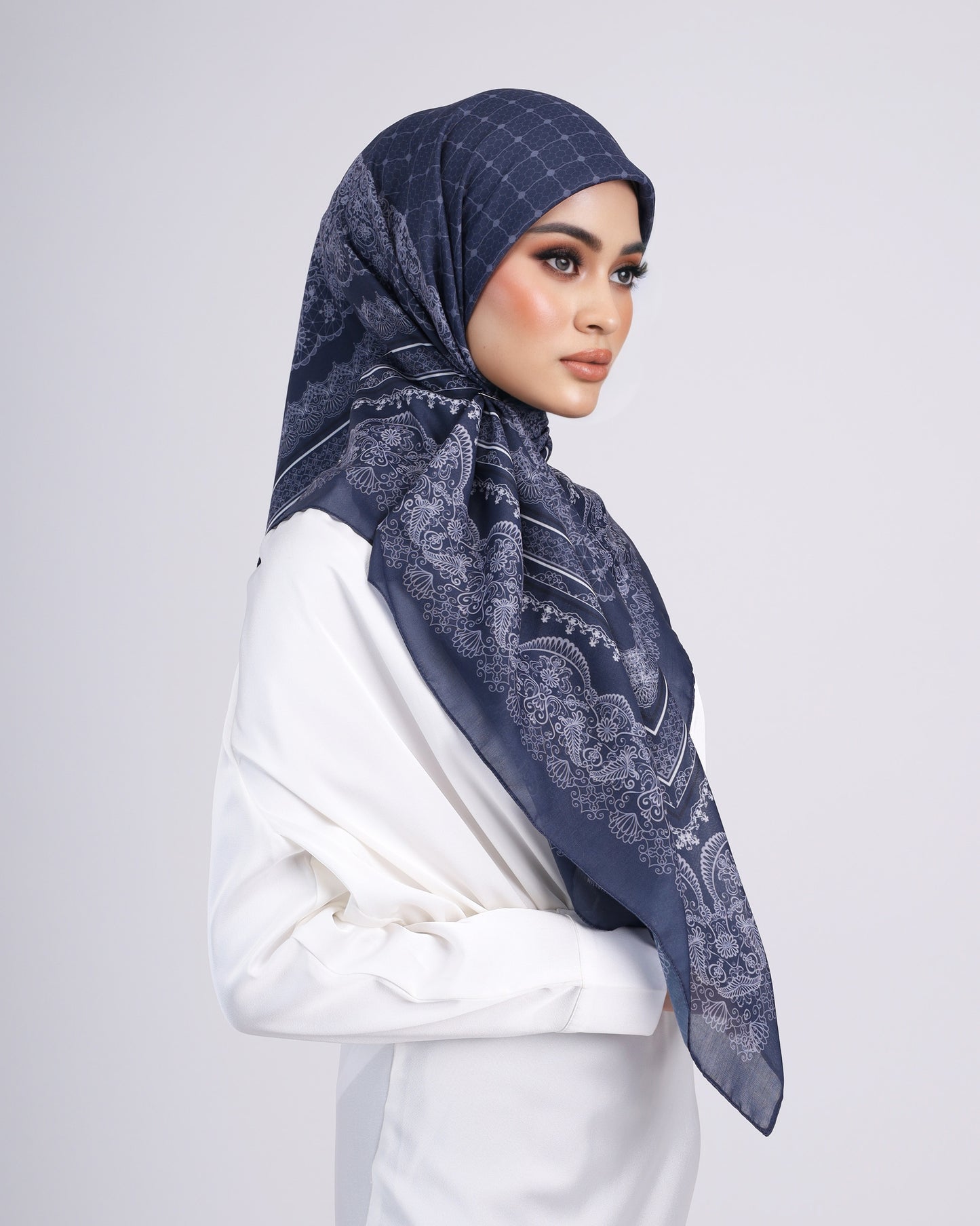 MARTINA BAWAL (NAVY BLUE)