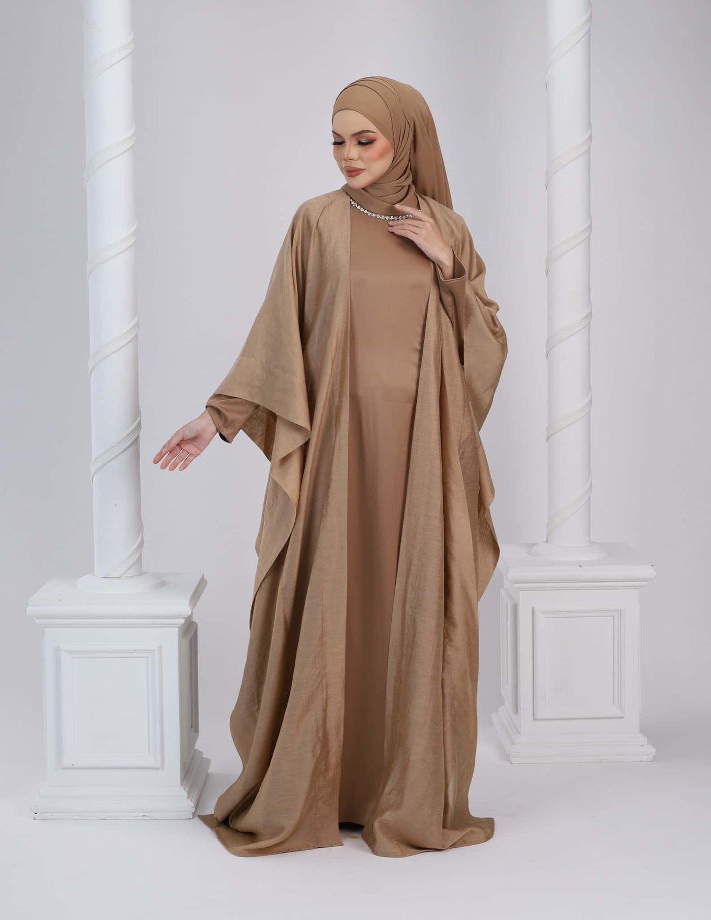 MINOR DEFECT MARYA ABAYA (BROWN)