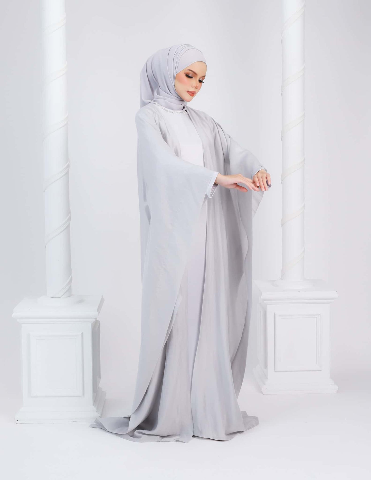 MINOR DEFECT MARYA ABAYA (GREY)