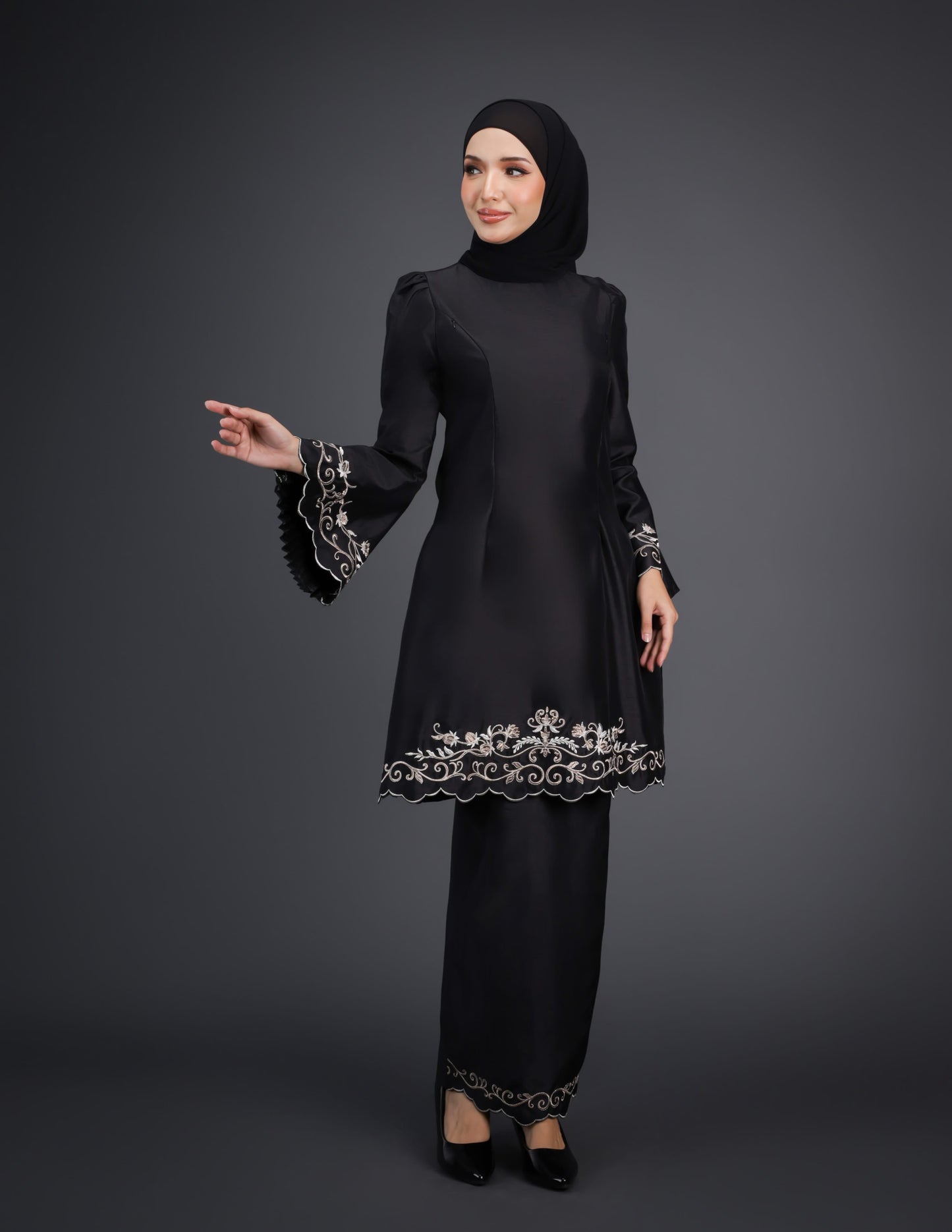 MINOR DEFECT MELATI KURUNG (BLACK)