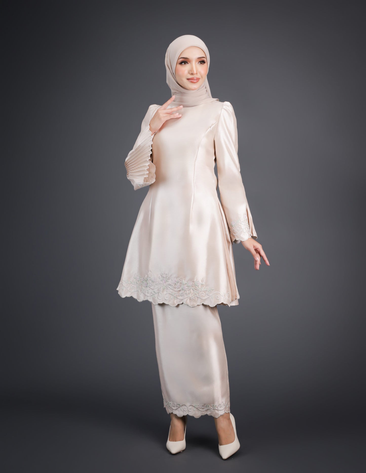 MELATI KURUNG (CHAMPAGNE)