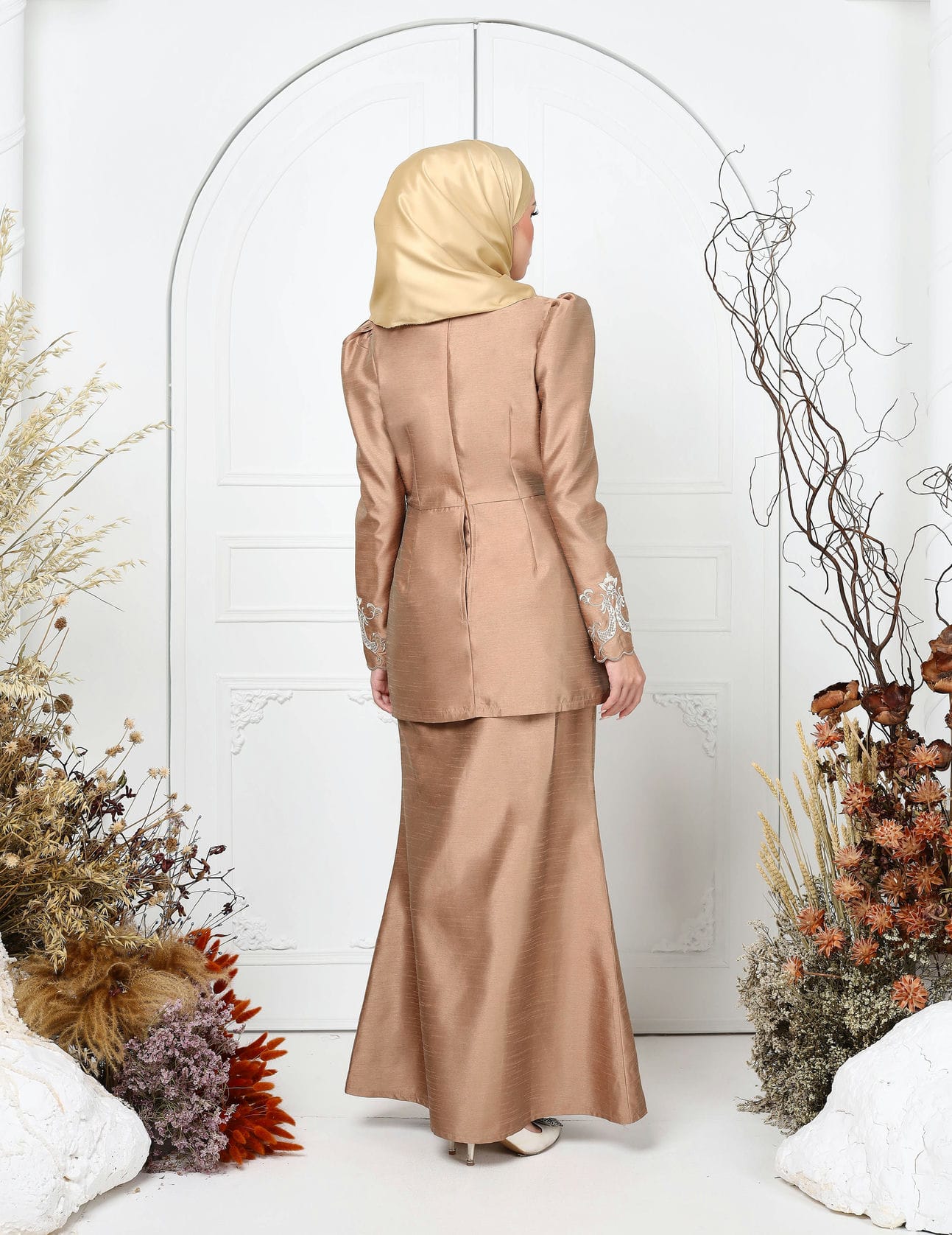 MELUR KURUNG (KHAKI)