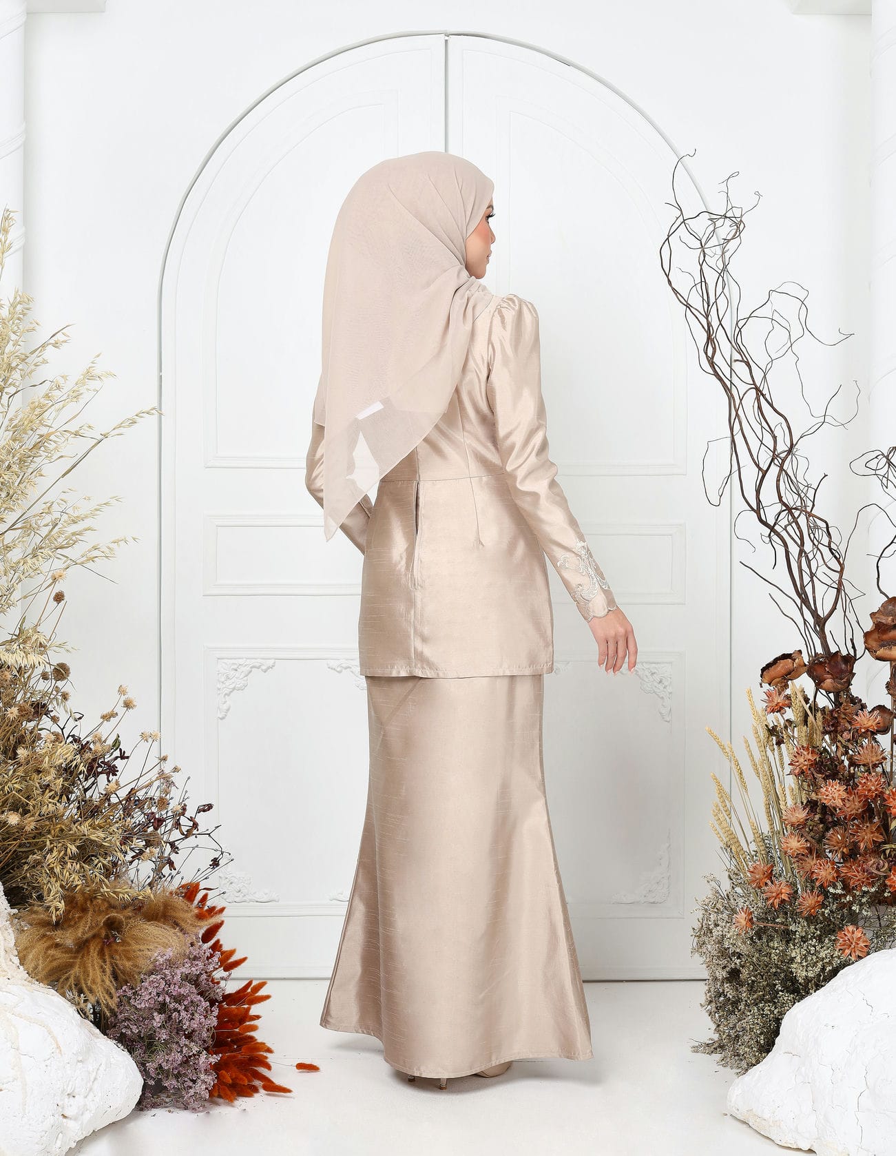 MELUR KURUNG (CHAMPAGNE)