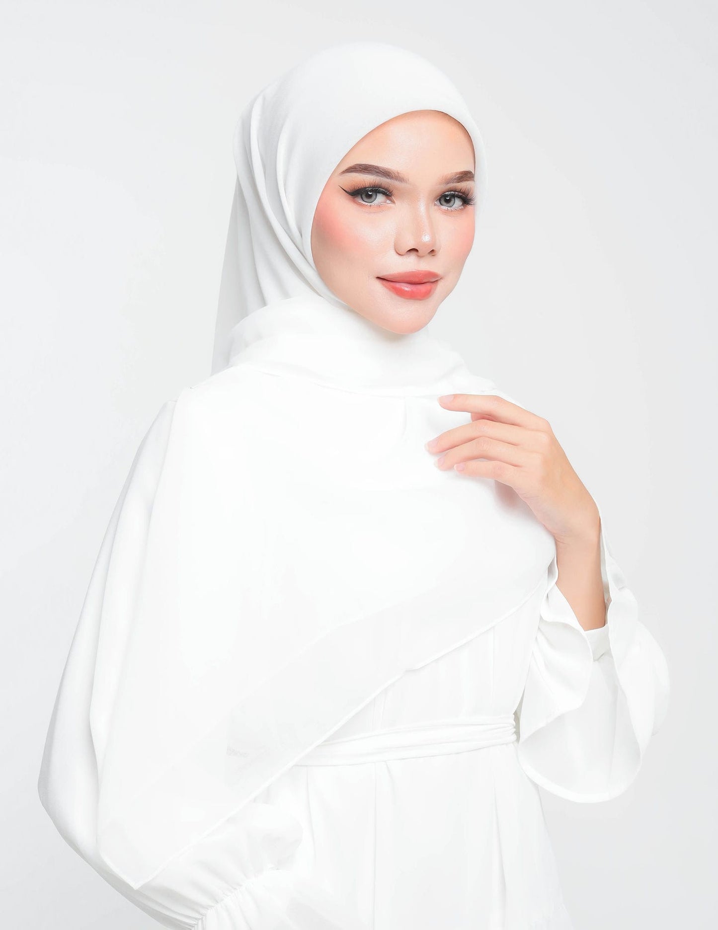 MIKELA BAWAL BASIC (OFF WHITE)