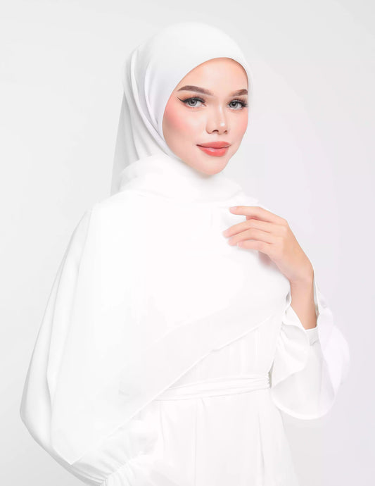 MINOR DEFECT MIKELA BAWAL BASIC (OFF WHITE)