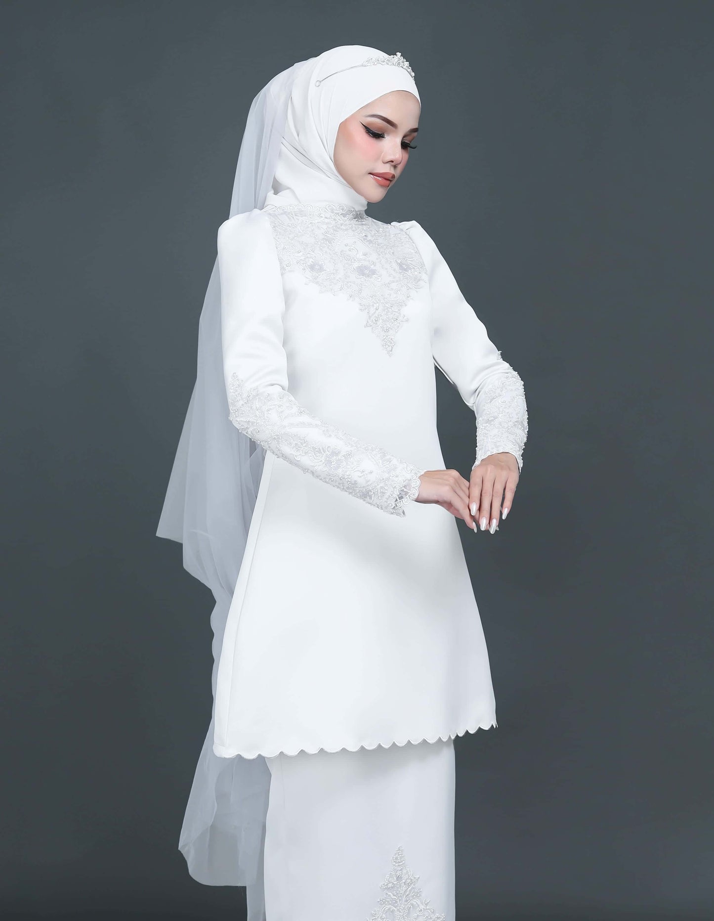 MINOR DEFECT DARISA KURUNG (OFF WHITE)