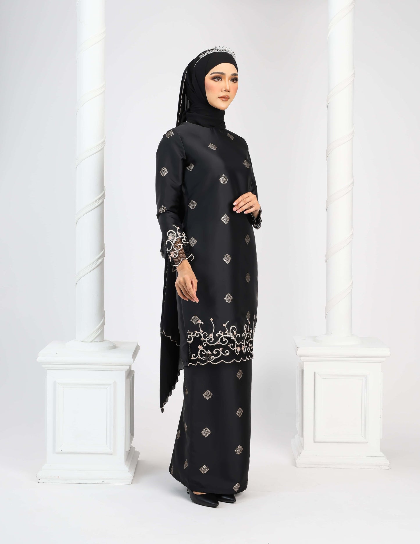 MINOR DEFECT DAYANG KURUNG (BLACK)