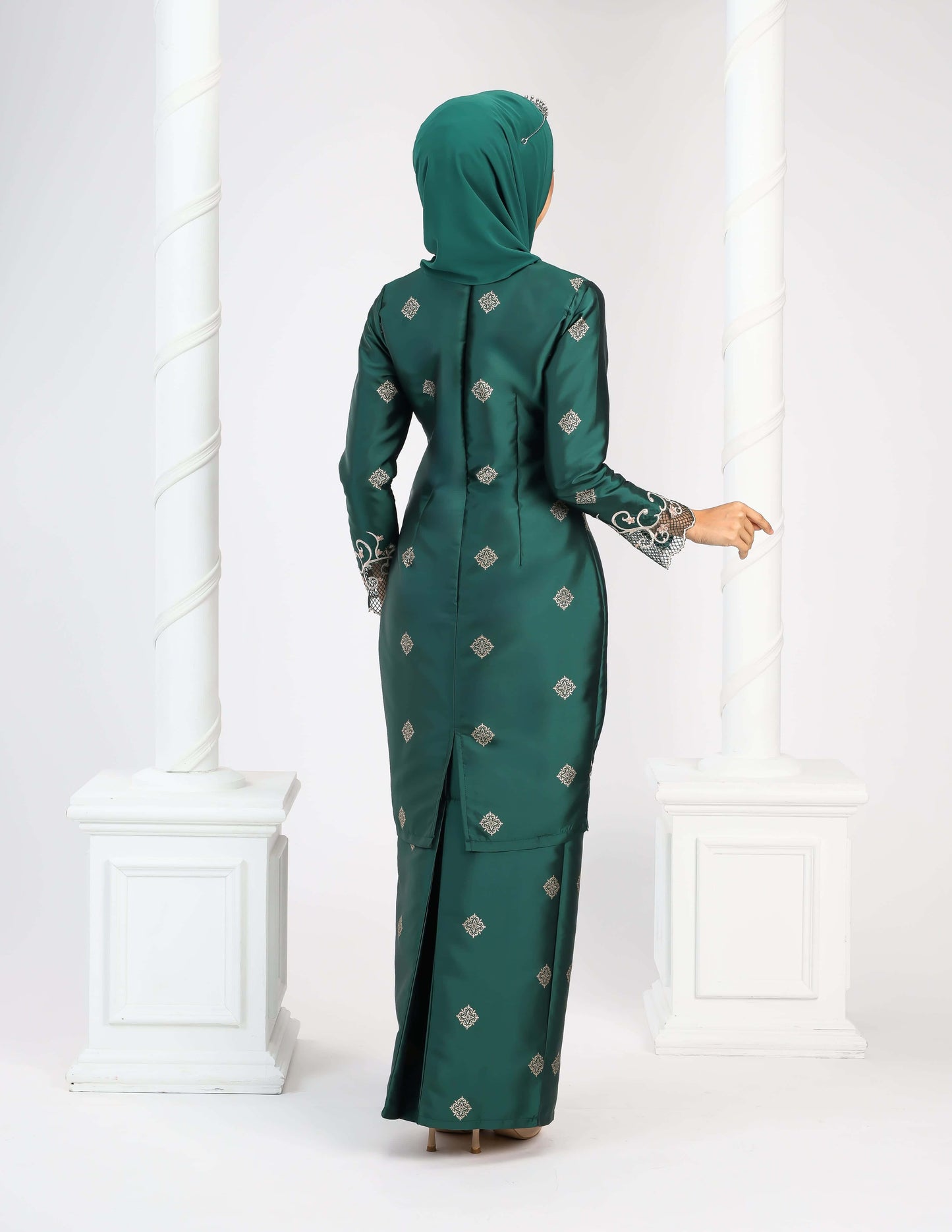 MINOR DEFECT DAYANG KURUNG (EMERALD GREEN)