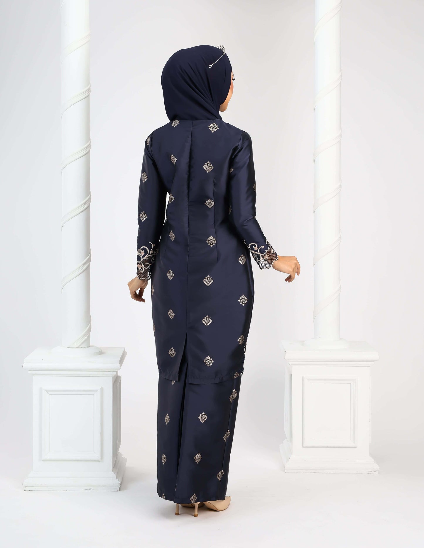 MINOR DEFECT DAYANG KURUNG (NAVY BLUE)