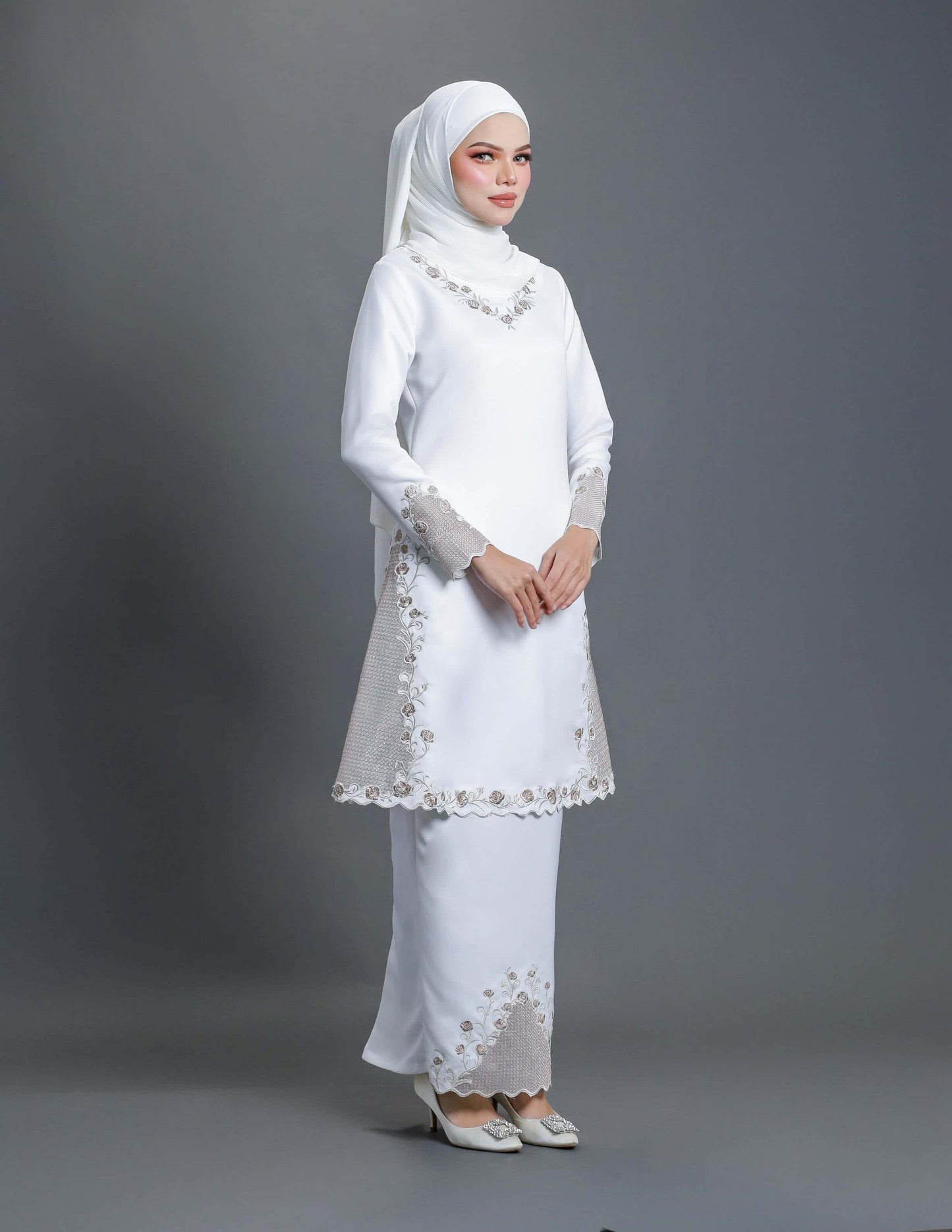 MINOR DEFECT LAILA KURUNG (OFF WHITE)