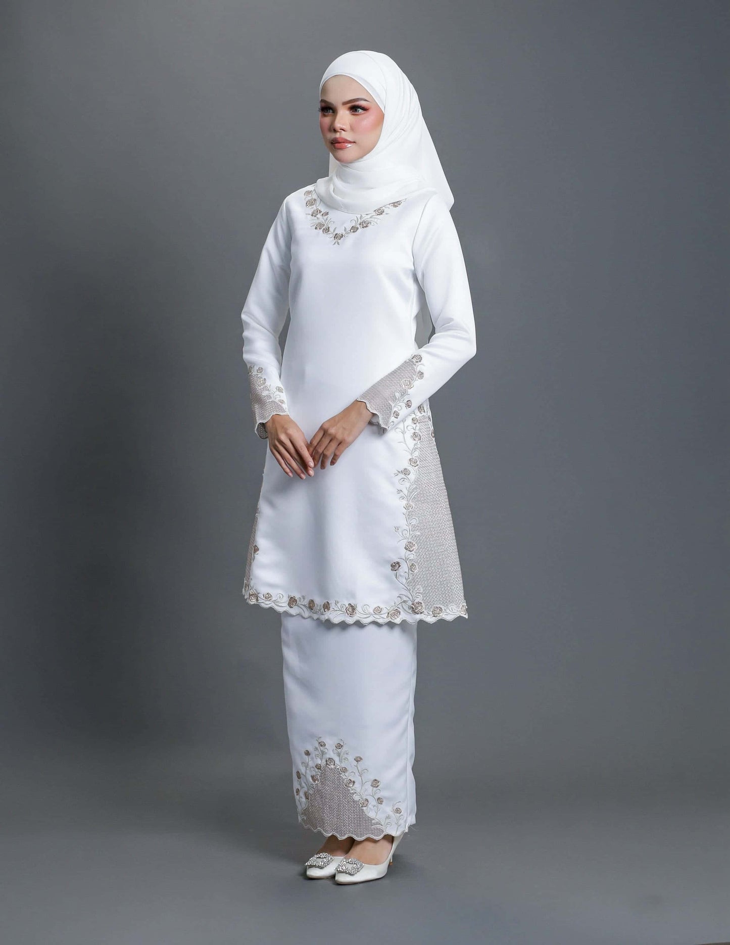 MINOR DEFECT LAILA KURUNG (OFF WHITE)