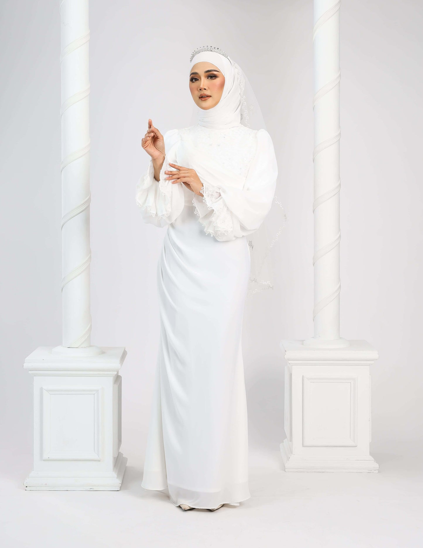 LENORA DRESS (OFF WHITE)