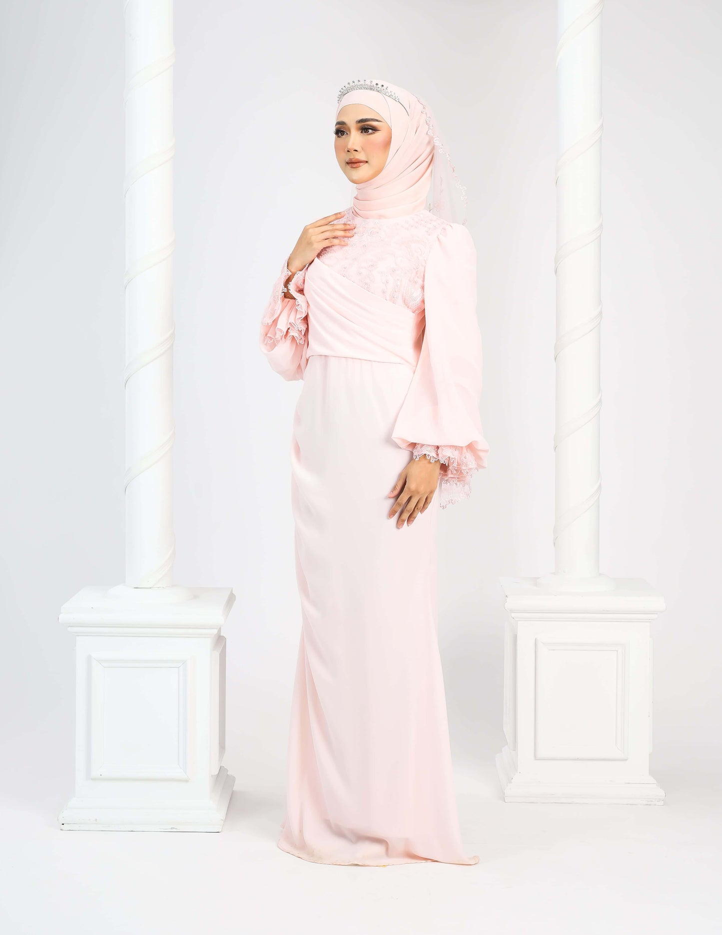 LENORA DRESS (PEACH)