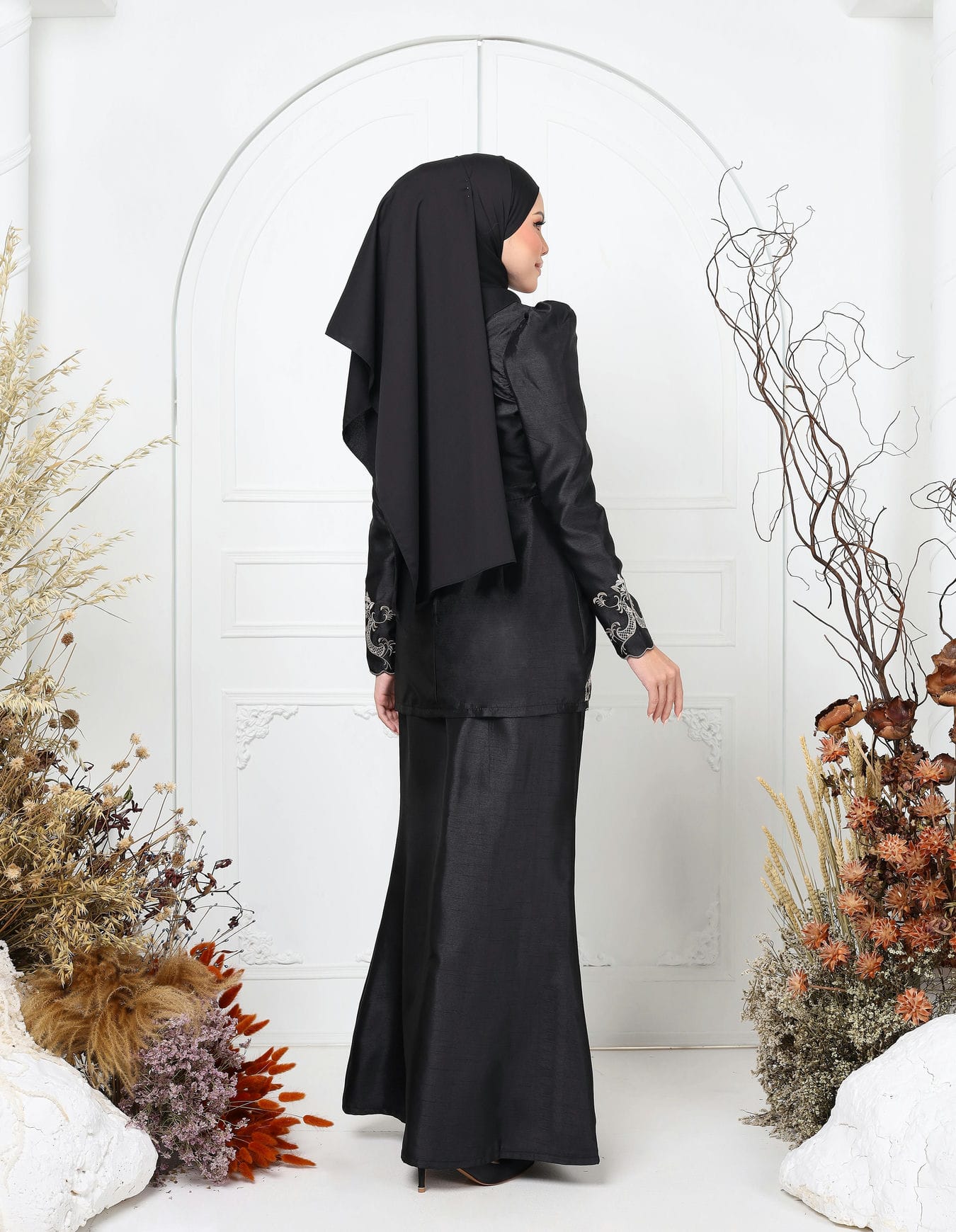 MINOR DEFECT MELUR KURUNG (BLACK)