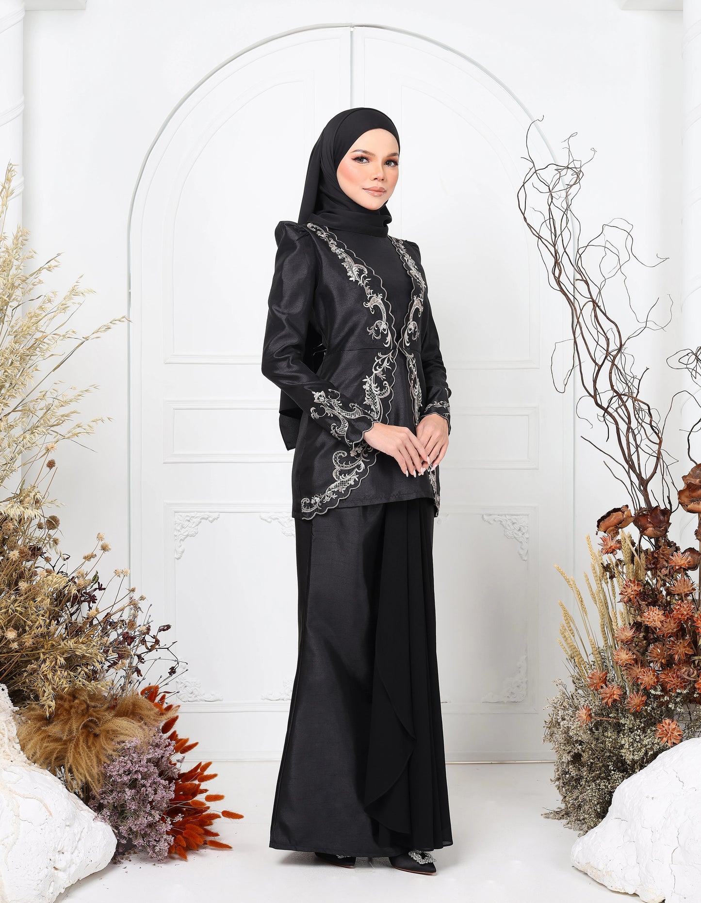 MINOR DEFECT MELUR KURUNG (BLACK)