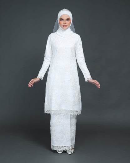 MINOR DEFECT SARINA KURUNG (OFF WHITE)